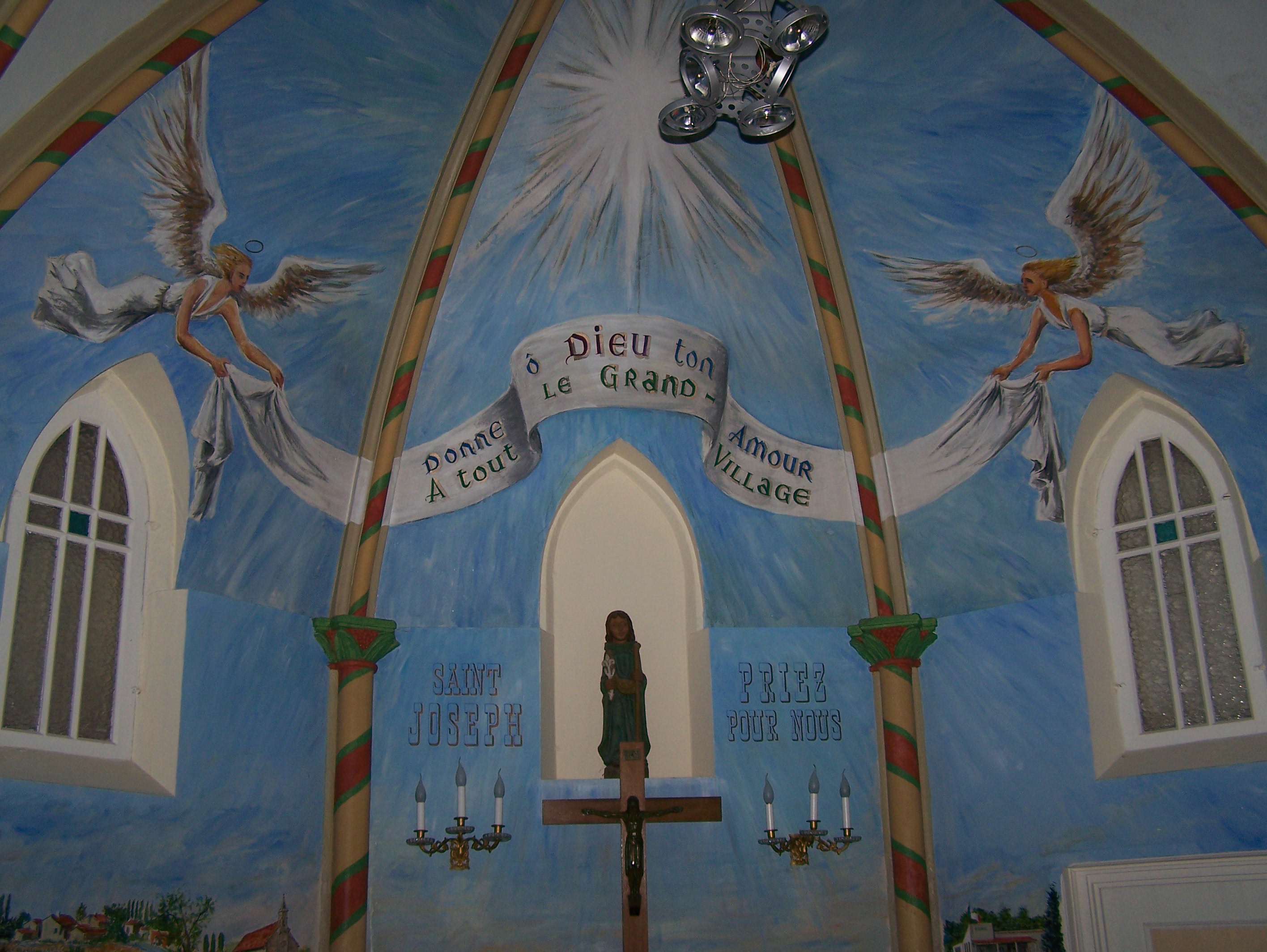 Photo : Peinture à l'interieur de la chapelle